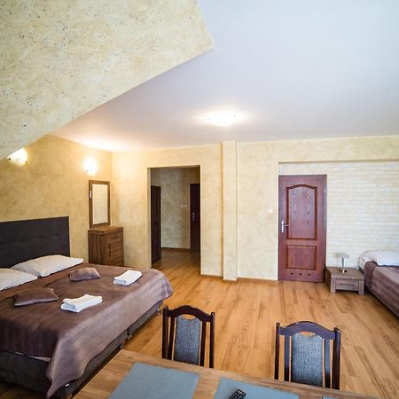 Zajazd Pod Jarem Baltow Exterior foto